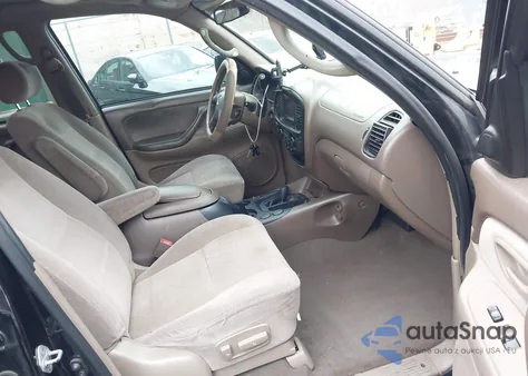 2001 Toyota Sequoia Sr5 V8 z USA, uszkodzony, nr VIN 5TDBT44A41S047170